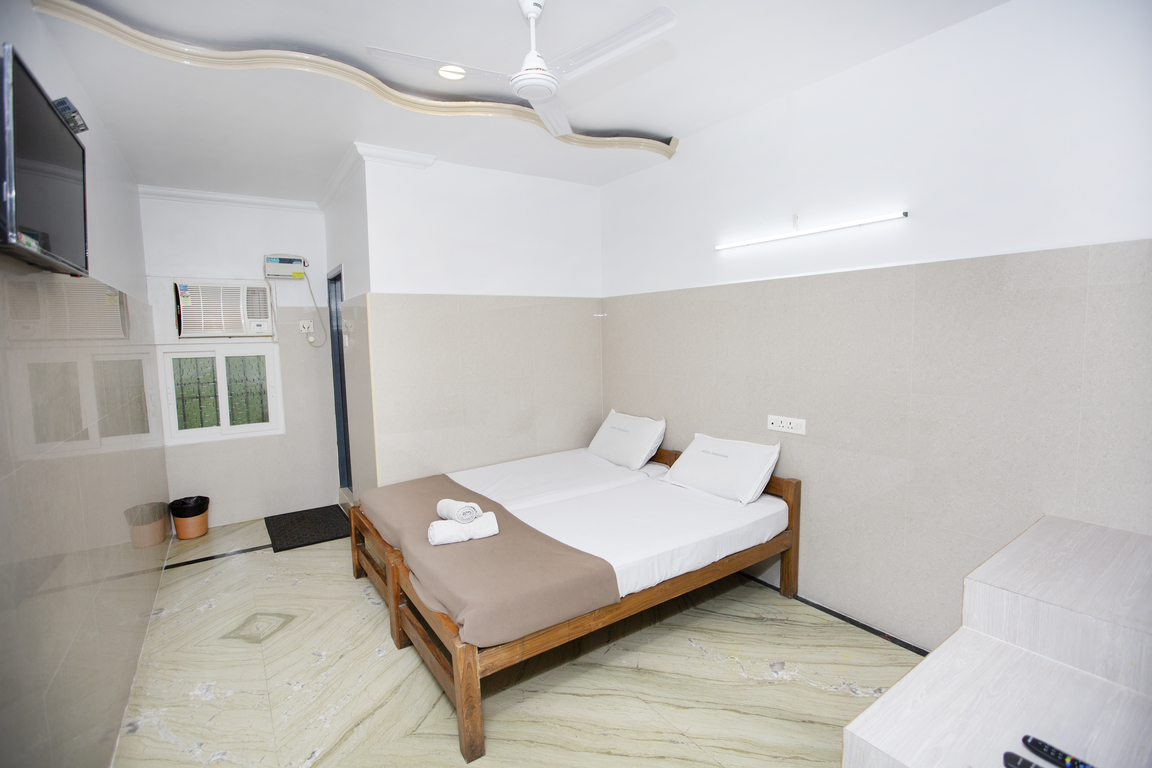 Room Photo 6